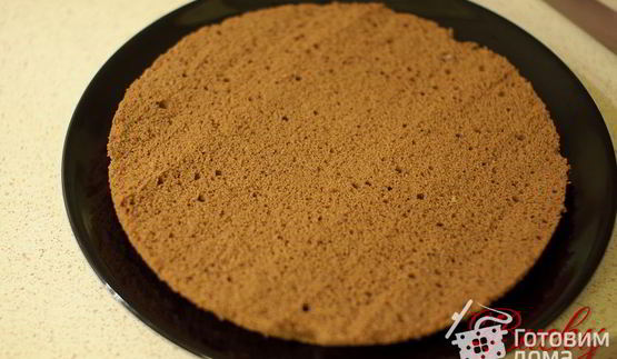 грушевый торт со взбитыми сливками