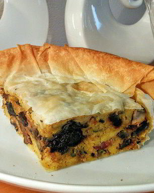 Картофельно-грибной торт с черносливом