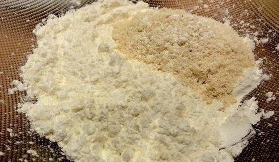 миндальный шифоновый бисквит