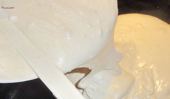 миндальный шифоновый бисквит