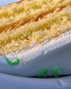 Многослойный лимонный торт