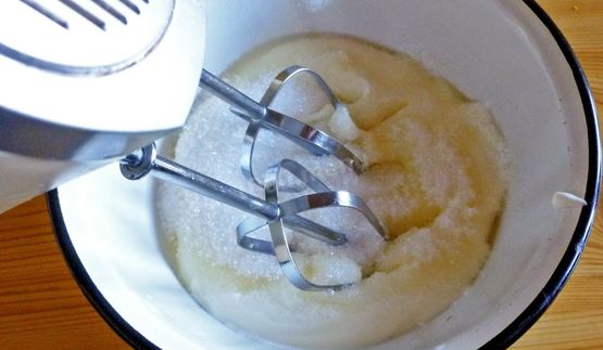 мокрый бисквит