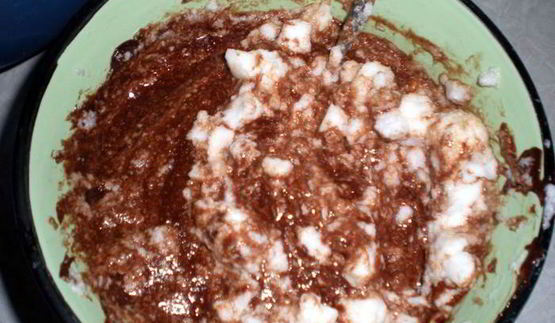 рулетоторт с шоколадным муссом