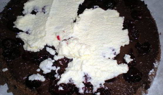 рулетоторт с шоколадным муссом