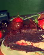 Шоколадно-клубничный торт Сон в летнюю ночь