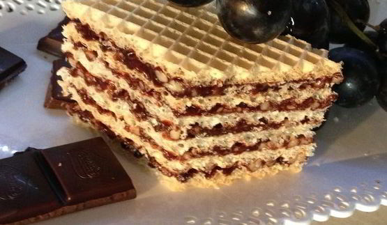 шоколадно-ореховый вафельный торт