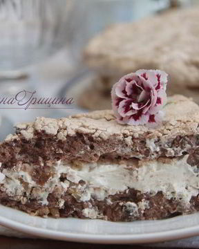Торт безе Кофе и чернослив