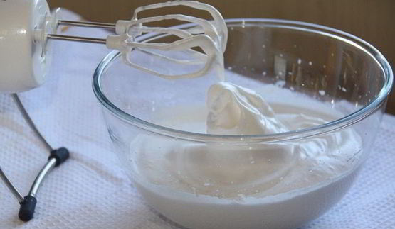 торт безе кофе и чернослив