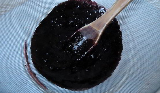 торт медовый с черничным кремом