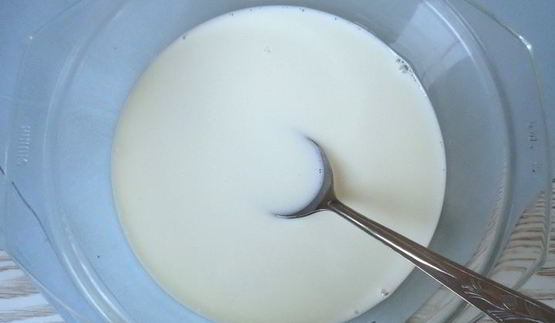 торт медовый с черничным кремом