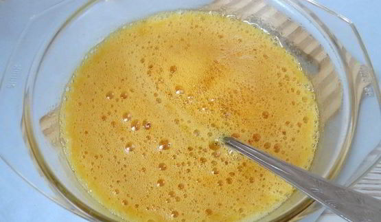 торт медовый с черничным кремом