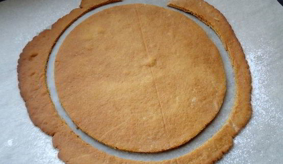 торт медовый с черничным кремом