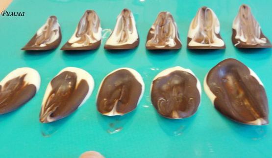 торт с белым и темным шоколадом