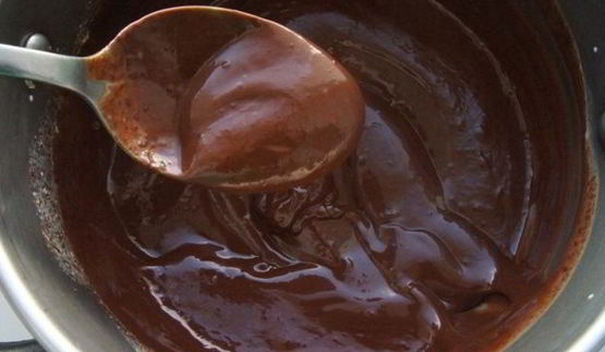 торт шоколадно-вишневый купол