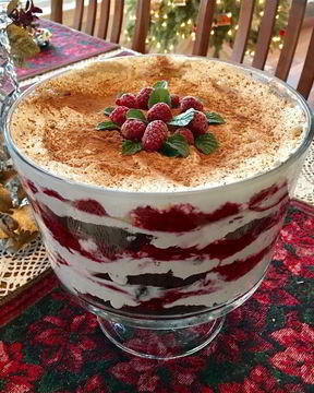 Торт в вазе из готового бисквита