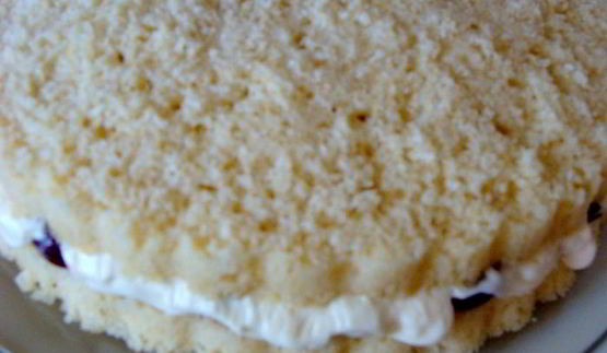 торт вишенка в снегу