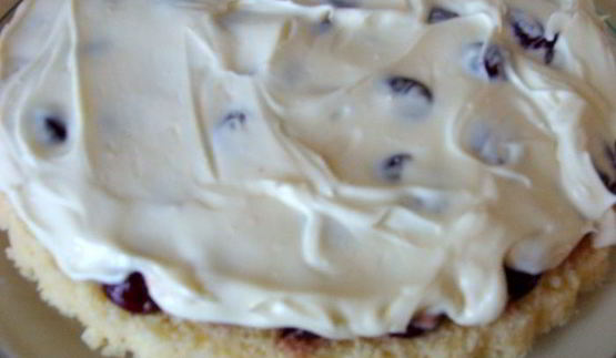 торт вишенка в снегу