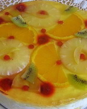 Творожный торт с желе и фруктами