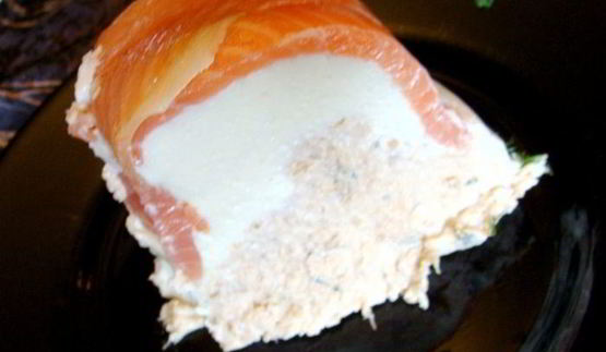 закусочный лососево-сырный торт