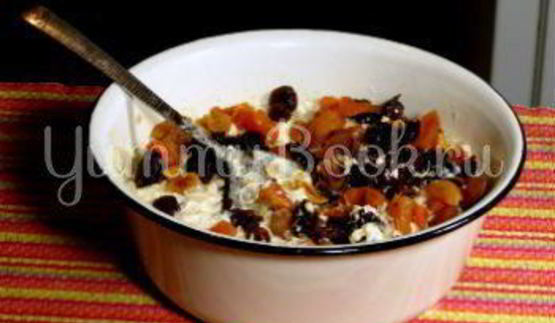 выпечка диетическая из геркулеса с творогом и сухофруктами