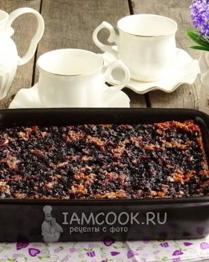 Геркулесовая запеканка с черникой