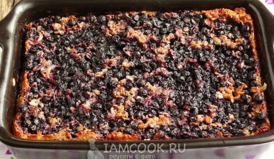 геркулесовая запеканка с черникой