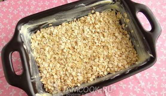 геркулесовая запеканка с черникой