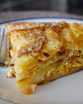 Картофельная запеканка с луком