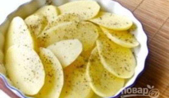 картофельная запеканка с помидорами и сыром