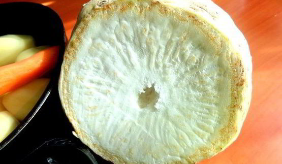 картофельная запеканка с сельдереем и фаршем