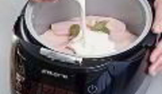 картофельно-луковая запеканка в мультиварке