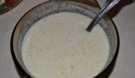 мясная запеканка с баклажанами в йогуртово-тахинном соусе