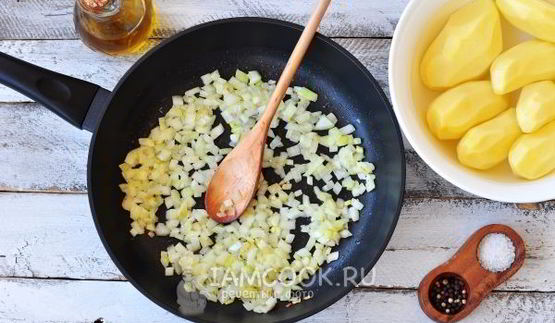 постная картофельная запеканка с грибами