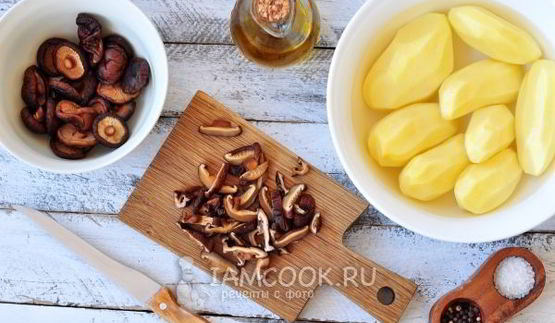 постная картофельная запеканка с грибами