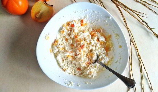 творожная запеканка с хурмой