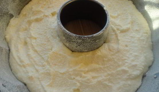 творожная запеканка с меренгой и цитрусовой ноткой