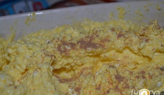 творожная запеканка с яблоком и бананом