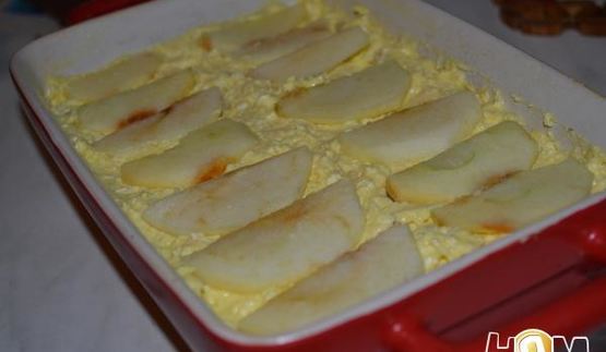 творожная запеканка с яблоком и бананом