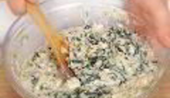 запеканка из коричневого риса со шпинатом и фетой