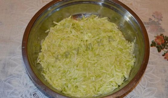 запеканка из тертых кабачков с мясным фаршем в духовке