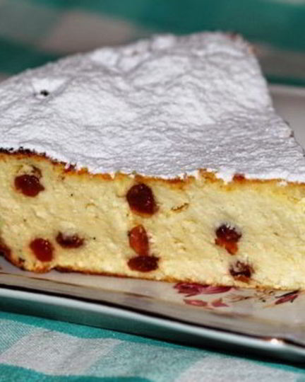 Рецепт запеканки из творога с изюмом и бананом