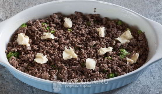 запеканка с брокколи и фаршем