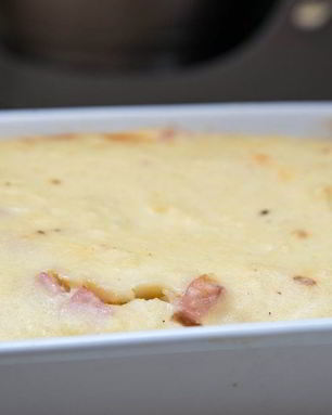 Запеканка с колбасой и сыром