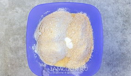 жареные яблоки в тесте