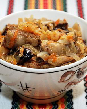 Бигос из квашеной капусты