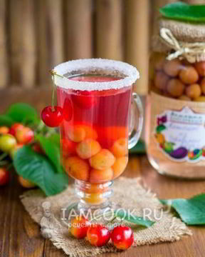 Компот из черешни