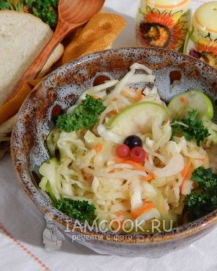 Рецепт квашеной капусты с яблоками