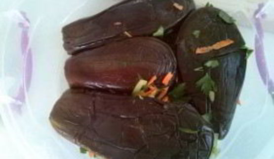 квашеные баклажаны с морковкой