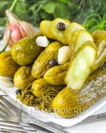 Рецепт быстрых маринованных огурцов
