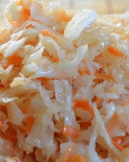 Рецепт капусты маринованной с чесноком на зиму